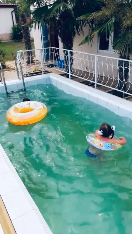 Дачный коттедж