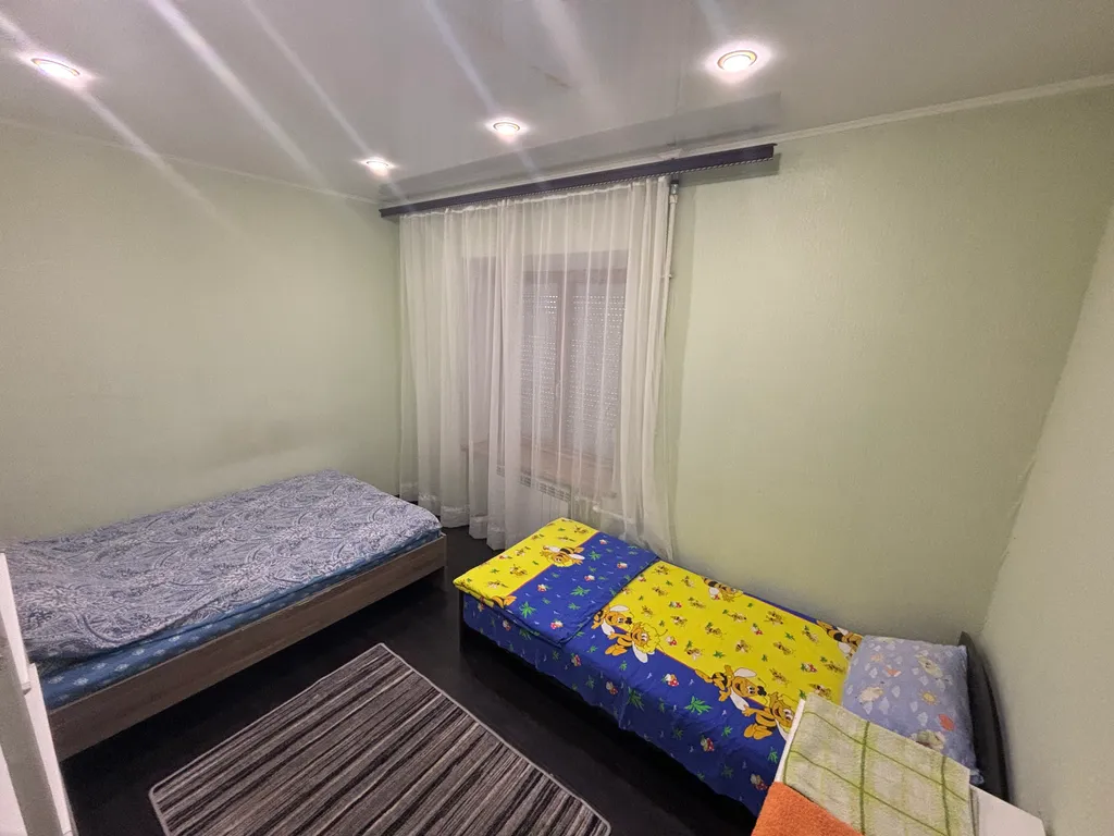 Просторная квартира с 3 изолированными спальнями и отдельным входом