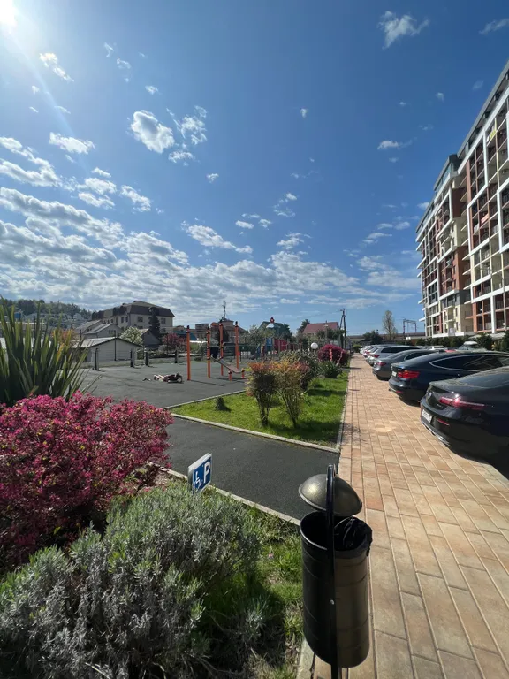 Просторный стильный апартамент на первой береговой линии