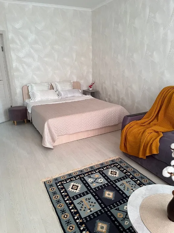 Квартира Уютная квартира с новым ремонтом в центре — Элиста