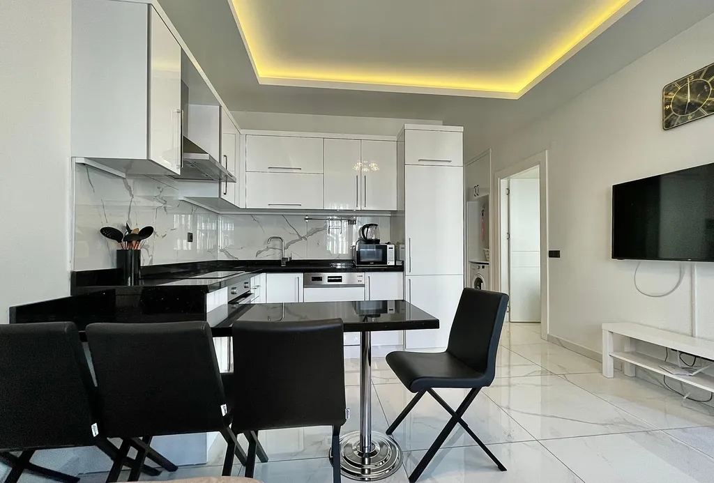 Квартира на берегу Средиземного моря, пляж Клеопатра