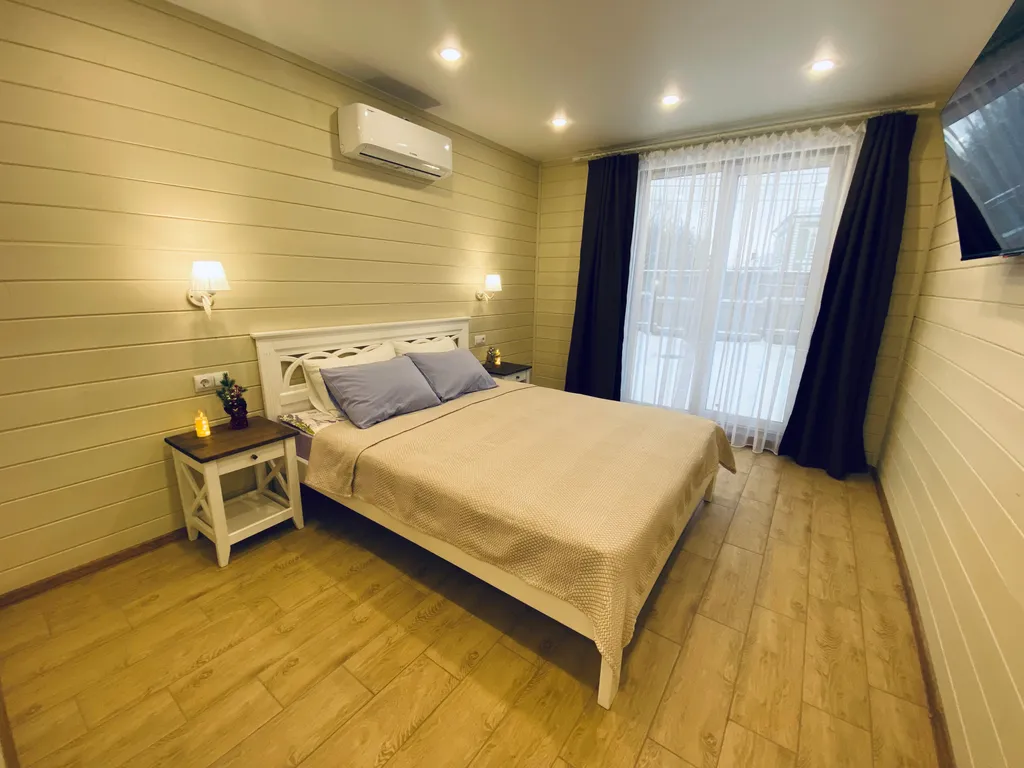 Уютный дом в черте города