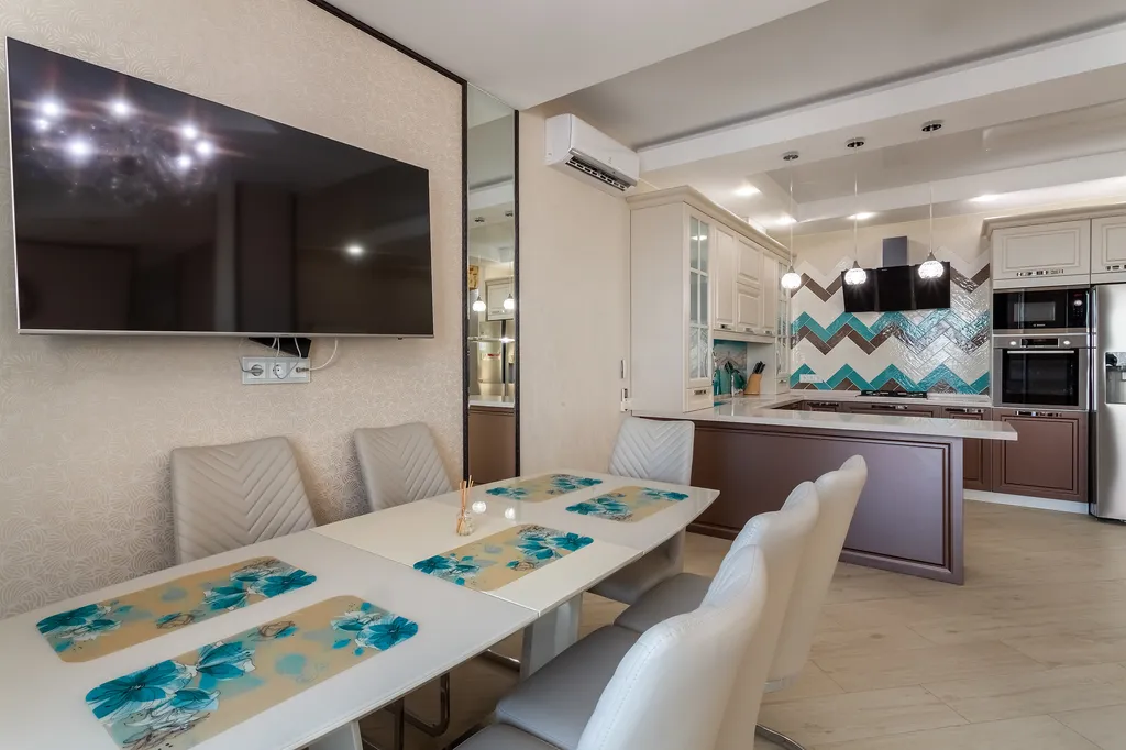 Апартаменты в центре с видом на море