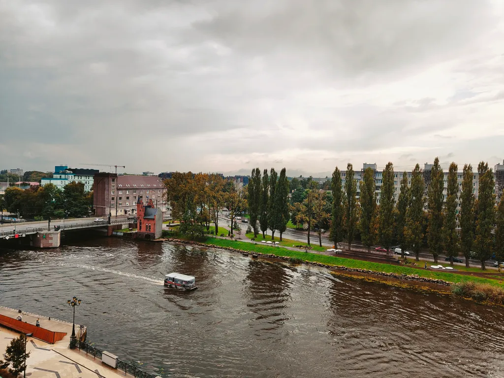 Каникулы в Кениге с балконом и видом на реку в Рыбной деревне