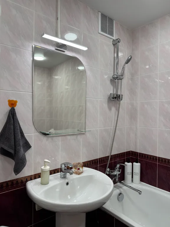 Уютная квартира возле Бювета и Аллеи Любви