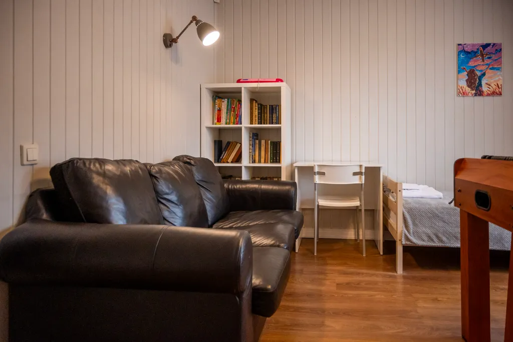 Коттедж на первой береговой линии с шикарным панорамным видом на озеро