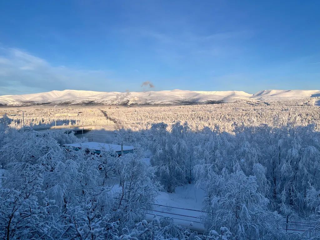 Квартира с видом на горы Хибины