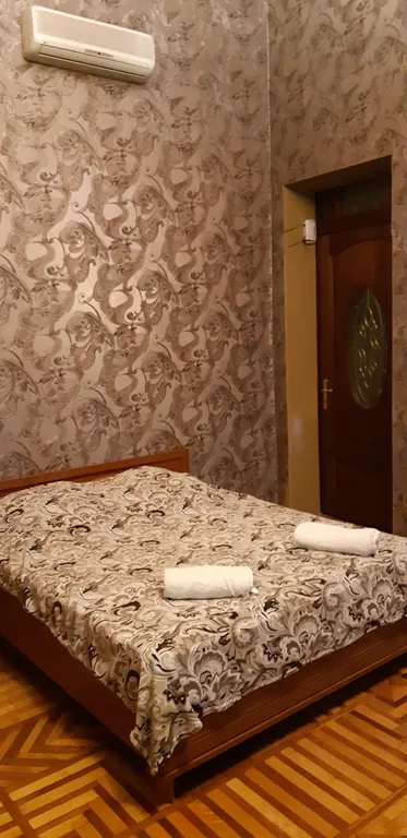 Уютная  однокомнатная  квартира. В историческом  доме  1898  года.