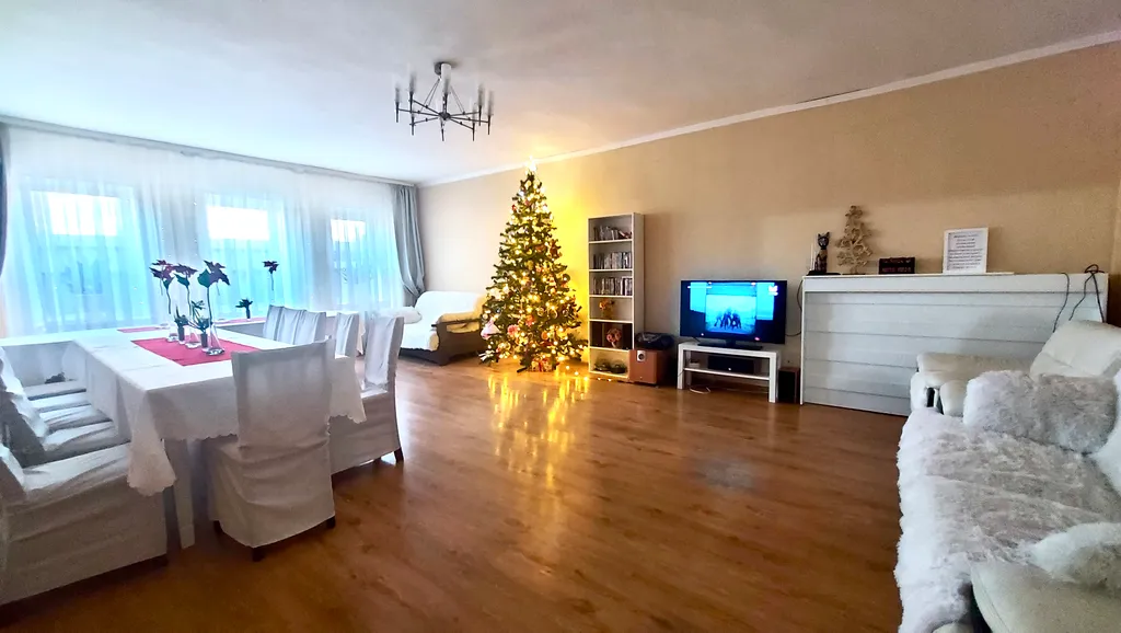 Коттедж Дом с бассейном с центре Краснодара — аренда посуточно в Краснодар