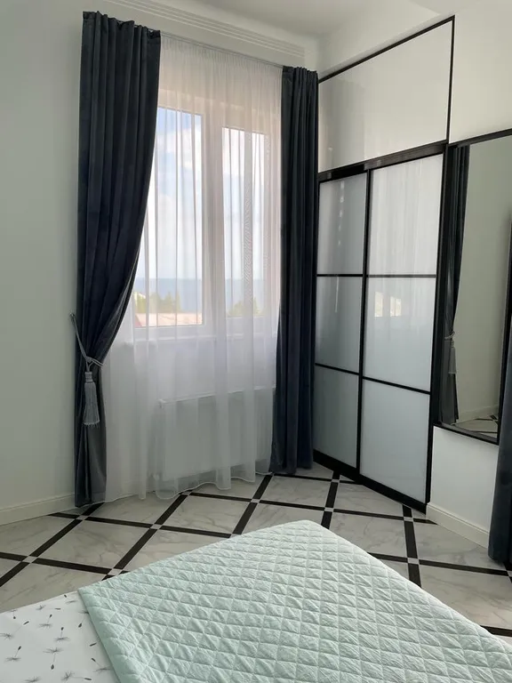 Апартаменты с шикарным видом на море и горы