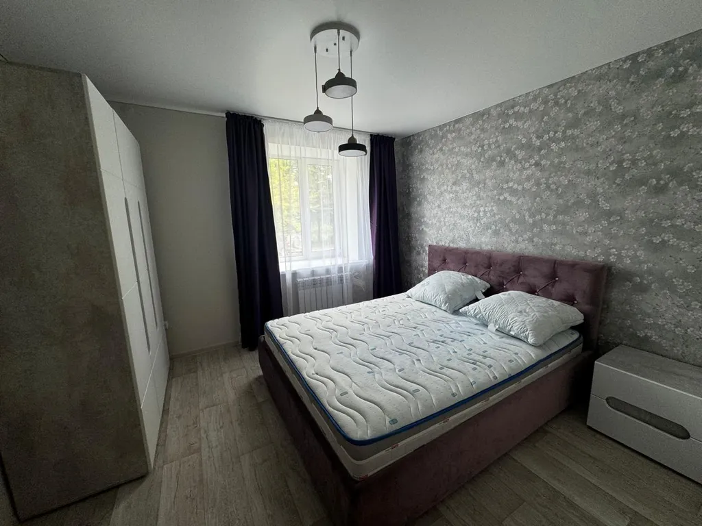 Квартира Большая евродвушка с свежим ремонтом и автономным отоплением — аренда посуточно в Череповец