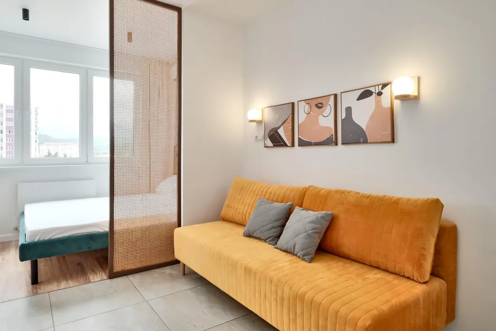 Яркая студия Морент с видом на горы в ЖК Фрукты