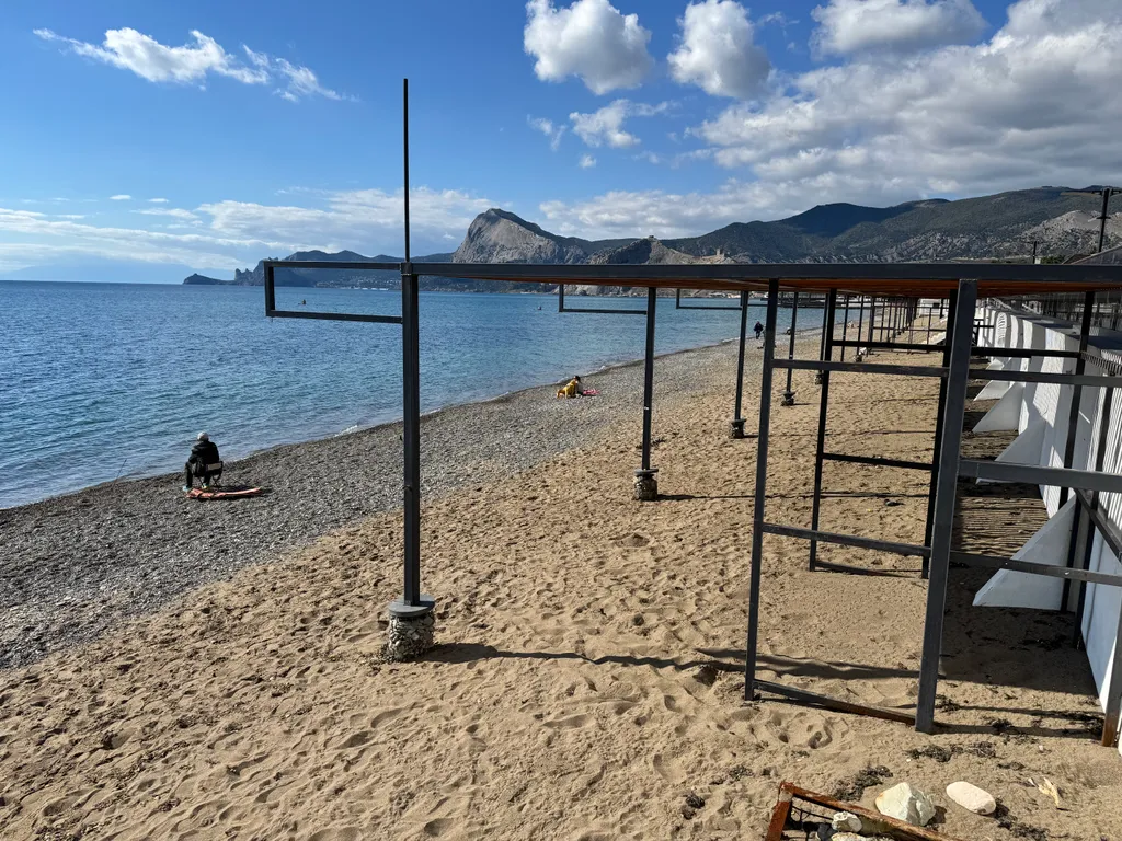 Двухкомнатные Апартаменты с видом на море и горы