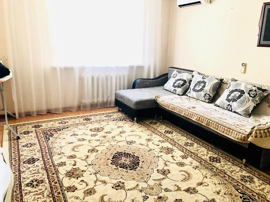 Большая однокомнатная квартира — аренда посуточно в Астана (Нур-Султан)