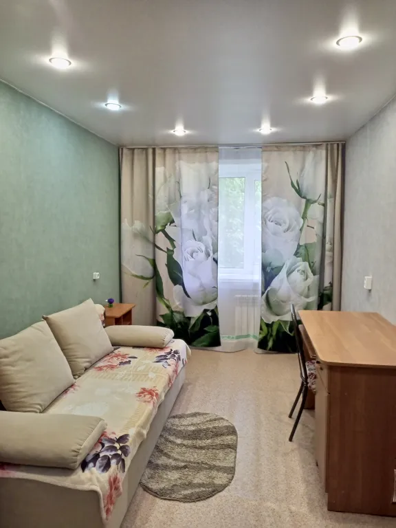 Трёхкомнатная квартира в центре города — аренда посуточно в Усть-Кут