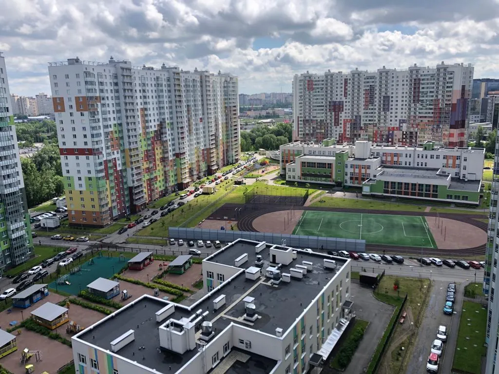 Студия у метро Ладожская