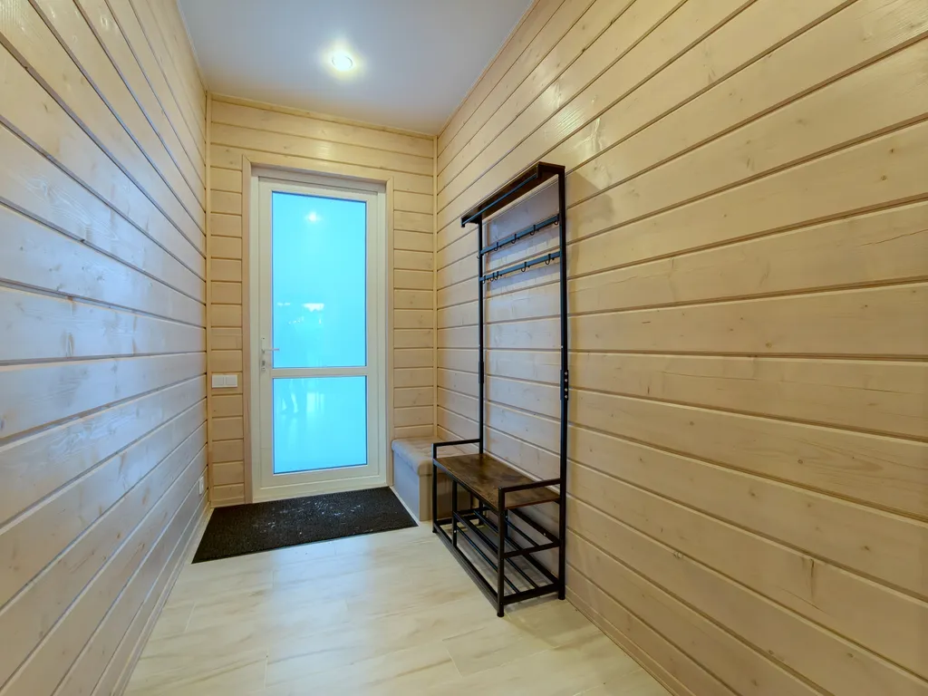 Коттедж Таунхаус на Красном озере — Светлое