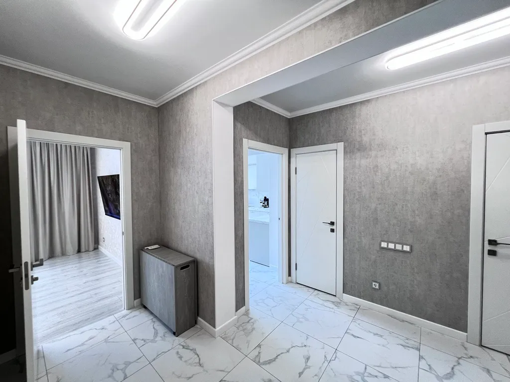 Стильная современная двушка центр