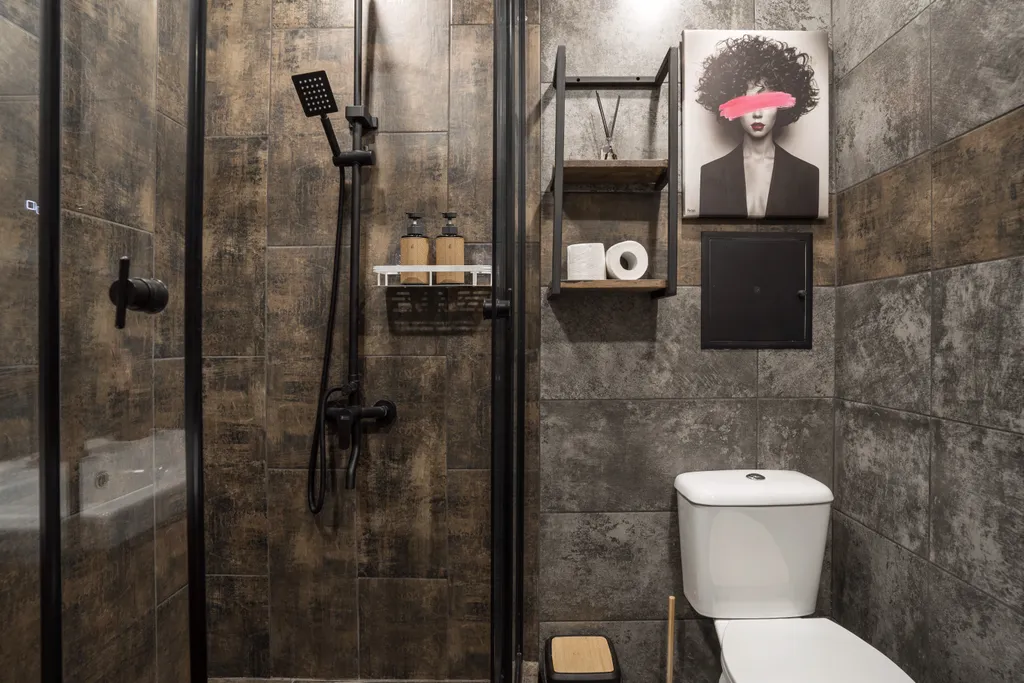 Красивая двухкомнатная квартира формата Евро рядом с набережной пруда