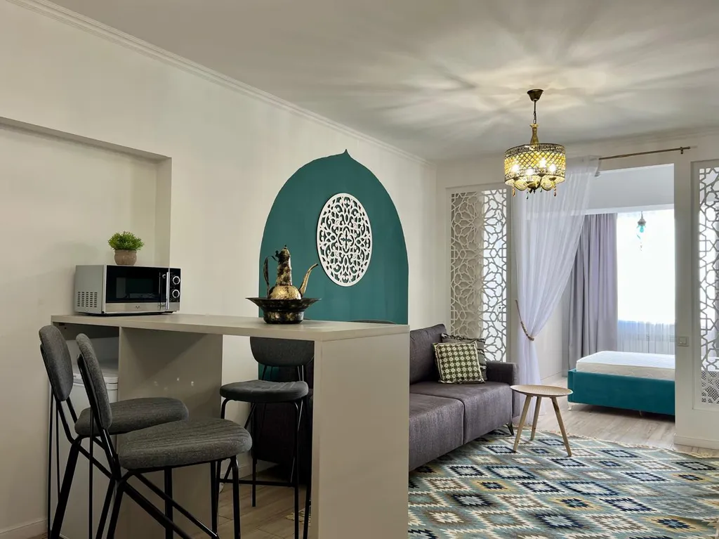 Восточный стиль, золотой квадрат алматы