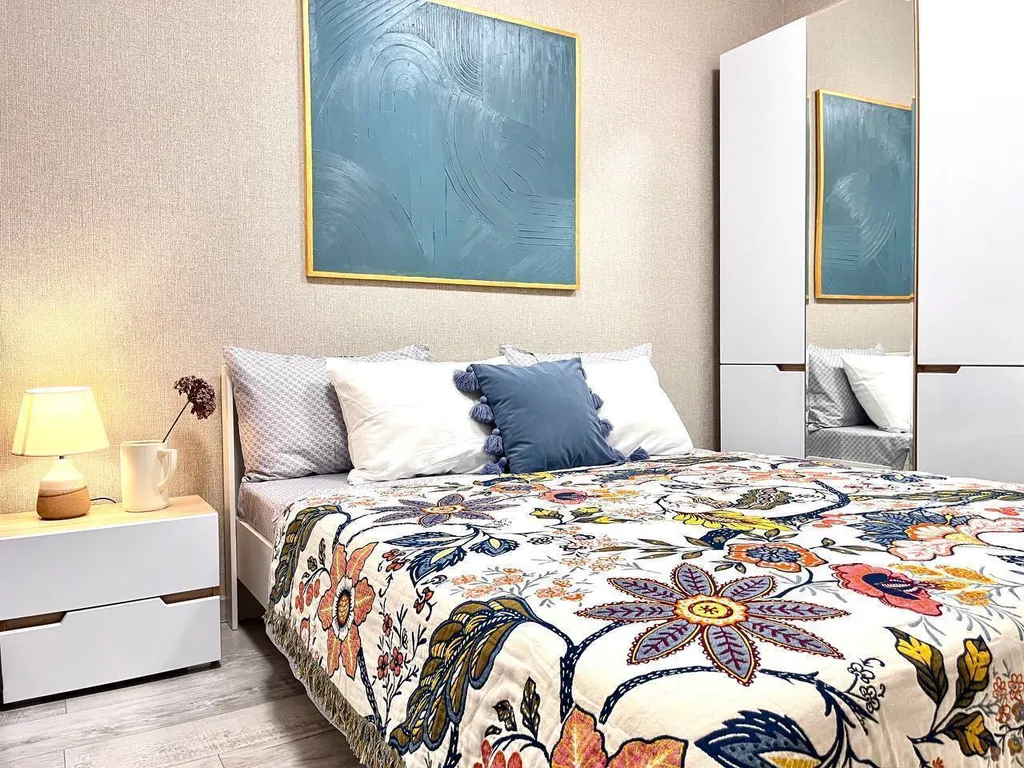 Уютная квартира в новом доме комфорт класса — аренда посуточно в Пермь