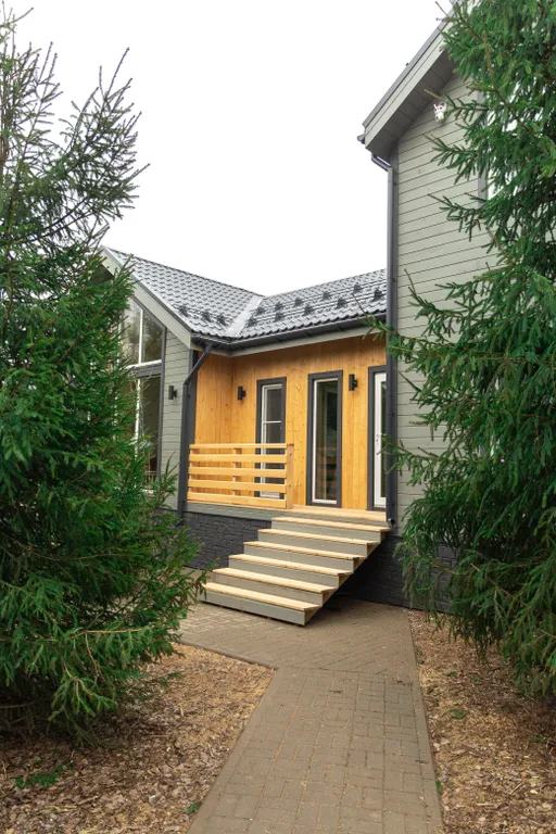 Дом с баней и джакузи