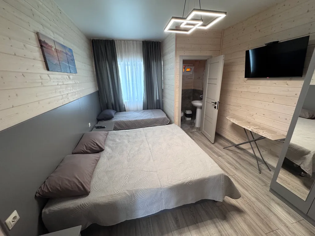 Коттедж с видом на море, со своей террасой и подогреваемым бассейном