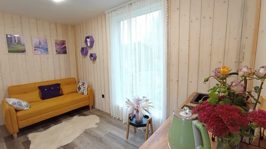 Уютный домик в сосновом лесу