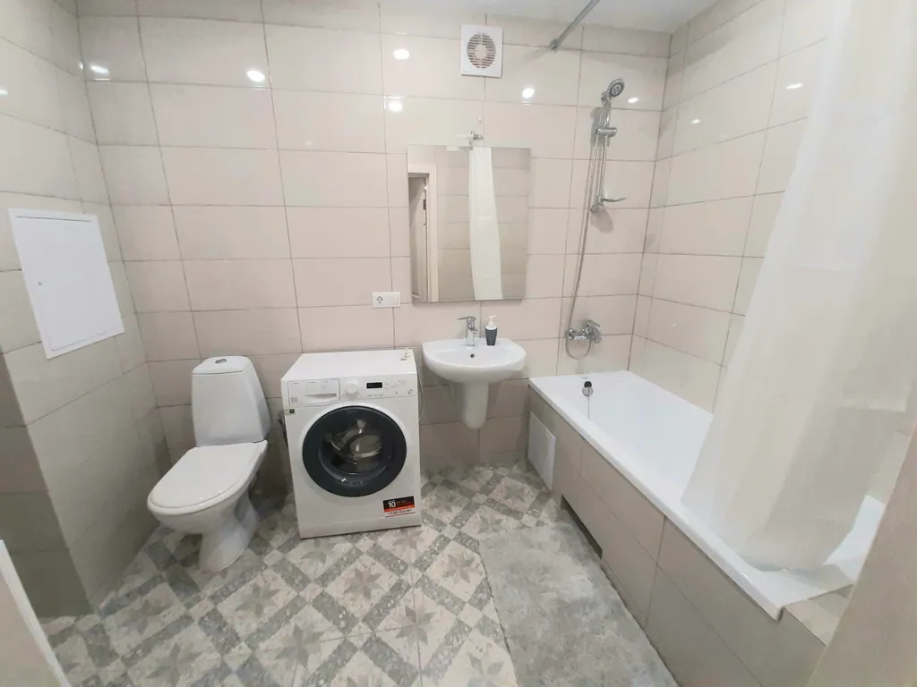 Квартира студия в новостройке в центре