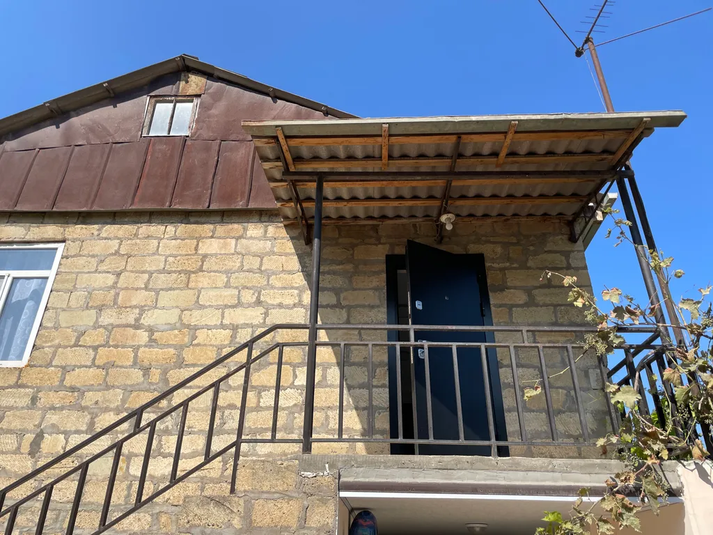 Уютная дача на берегу моря