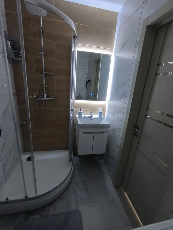 Уютная новая квартира с видом на московскую площадь