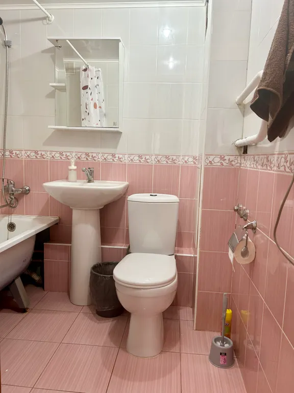 1-к квартира, 5 остановок до центра на автобусе