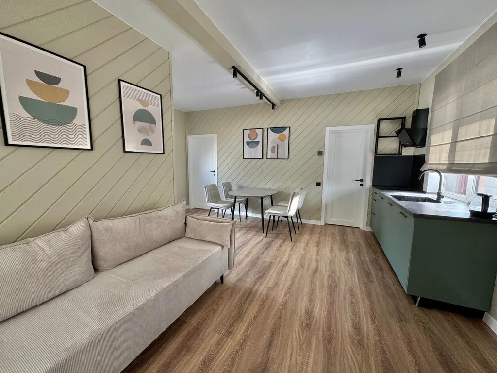 Гостевой дом с новым дизайнерским ремонтом и мебелью