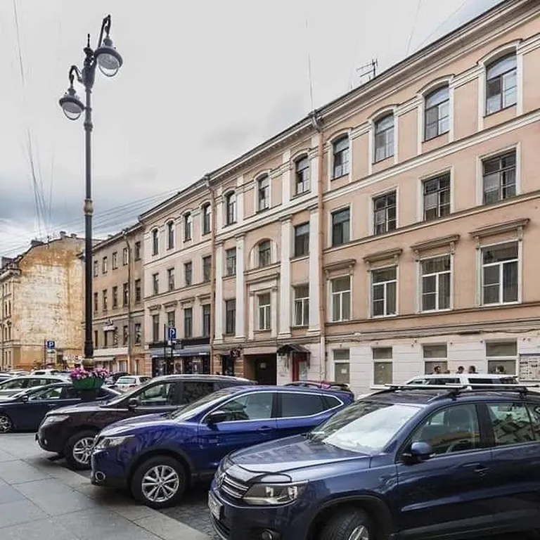 Квартира Квартира Комфортная трёшка в самом центре — Санкт-Петербург