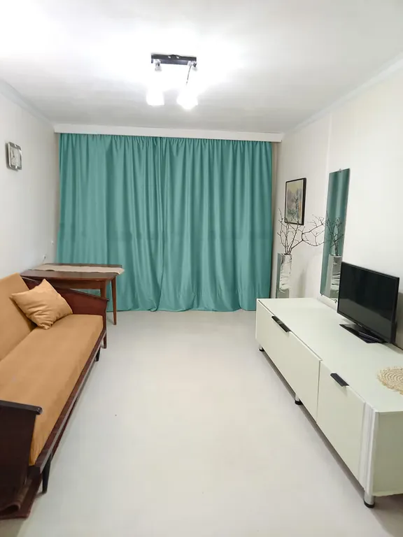 Трехкомнатная квартира 63м в Орбите