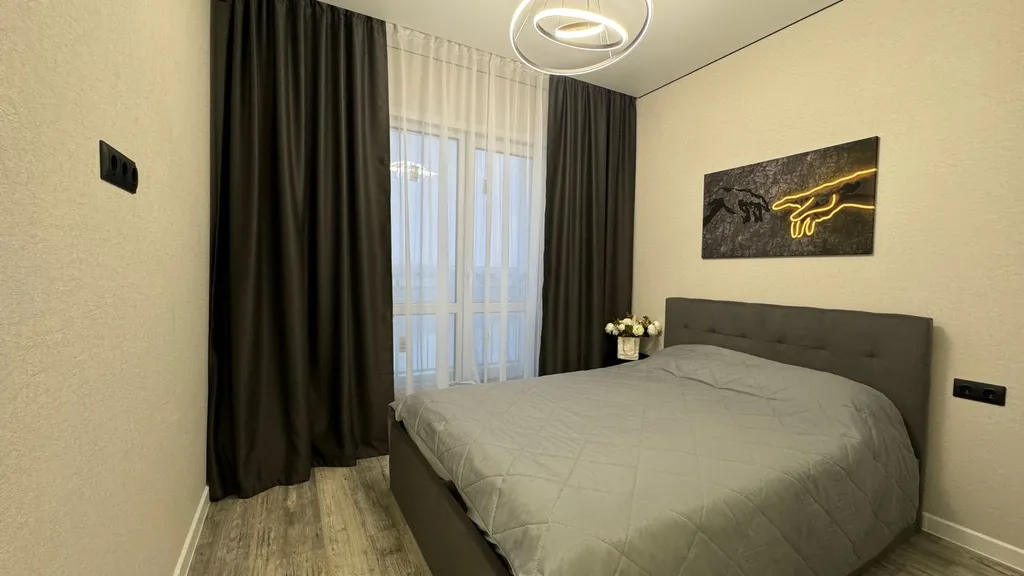 Vip евро-двушка с видом на реку