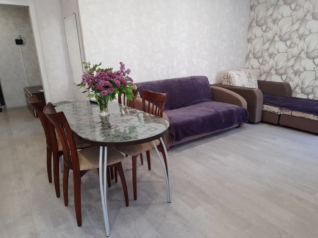 Евротрешка рядом с Протон-Ареной и ДВВС