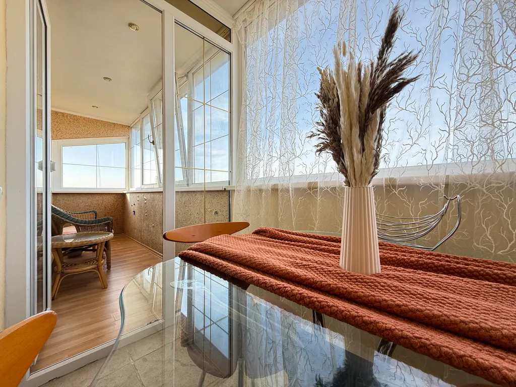 Рядом парк Победы Херсонес не берем оплату за уборку