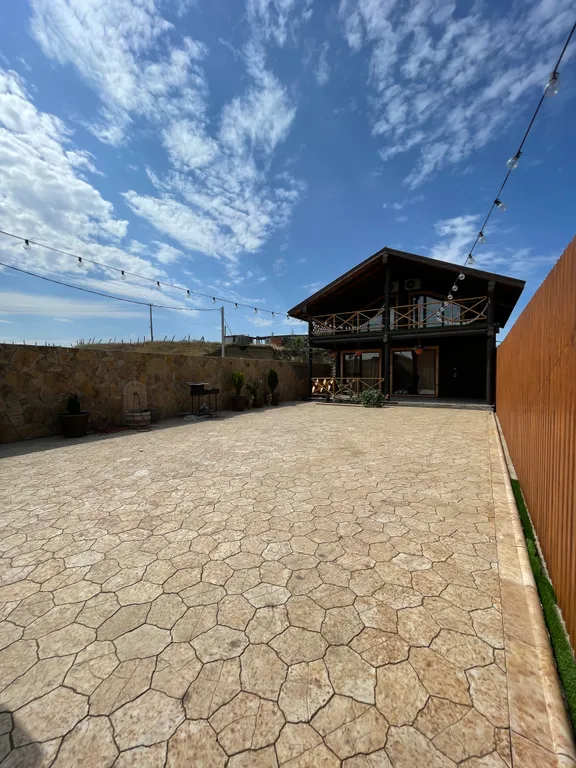 Дом на берегу моря