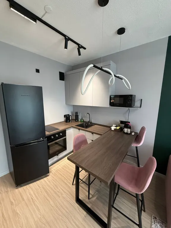 Квартира Изумрудная квартира — Екатеринбург