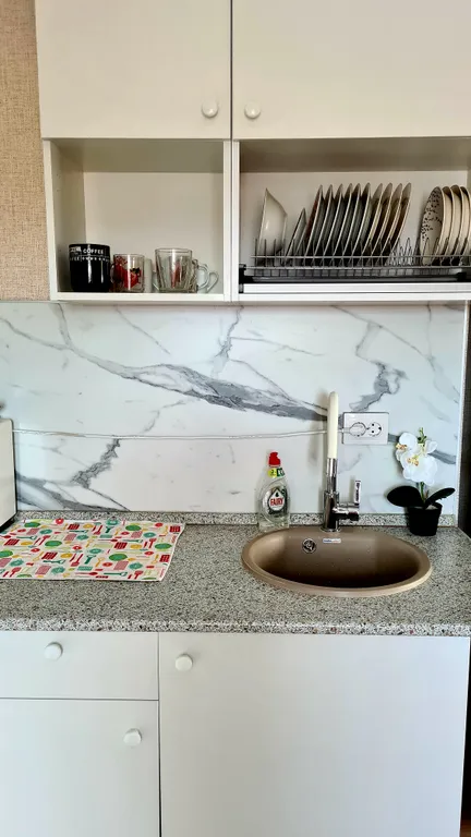 Евродвушка с видом на реку