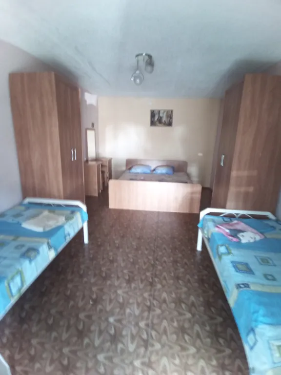 Квартира Комната на четверых — аренда посуточно в Оленевка