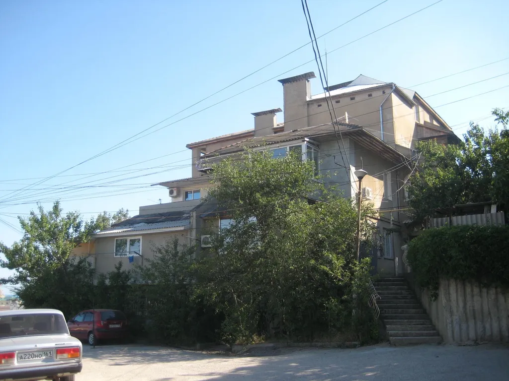 Нестандартная квартира терраса вид на горы недалеко от моря