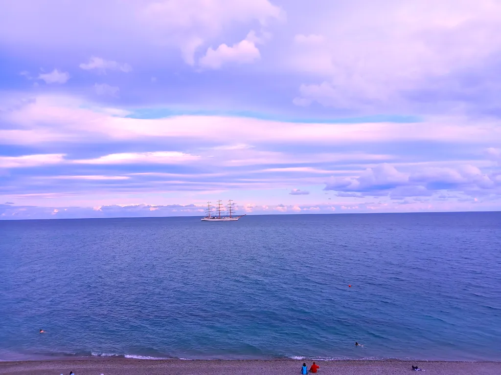 Апартамент 2 уровня в доме бизнес класса Ливадия Скай