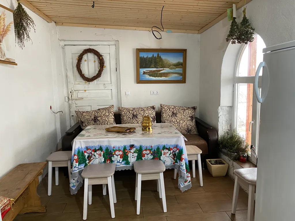 Дом с печкой, баней и речкой