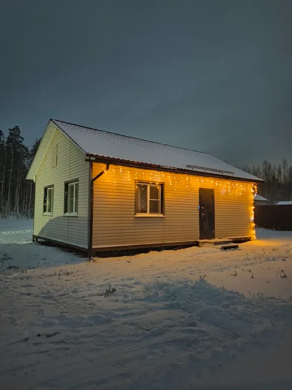 Уютный домик с сауной в тихой части города в окружении зелени