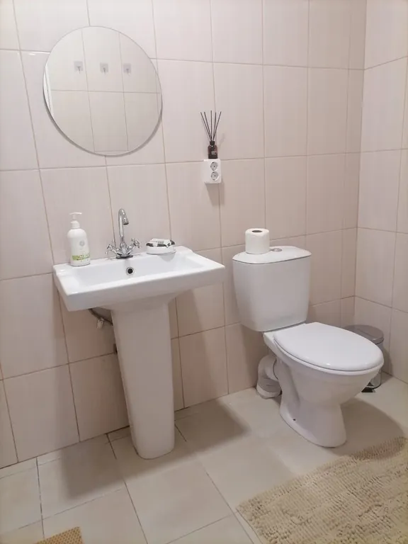 Двухквартирный дом недалеко от моря