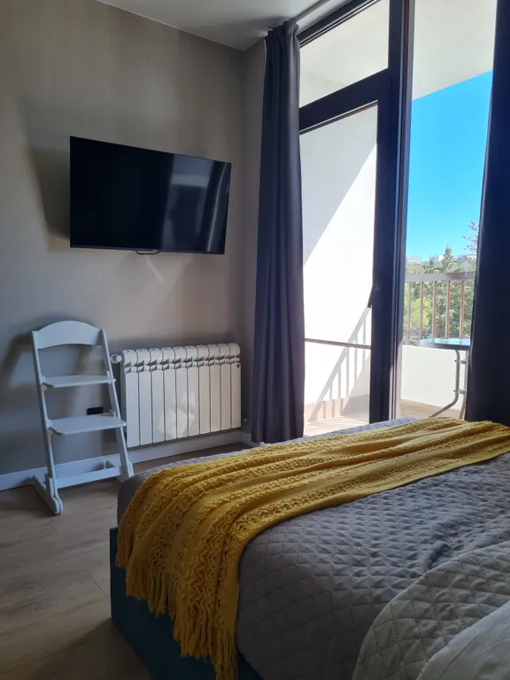 Квартира для отдыха с детьми с тёплым бассейном