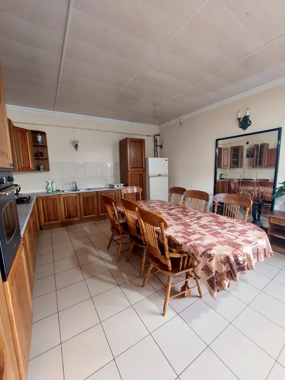 Коттедж Большой дом в центре города — Геленджик