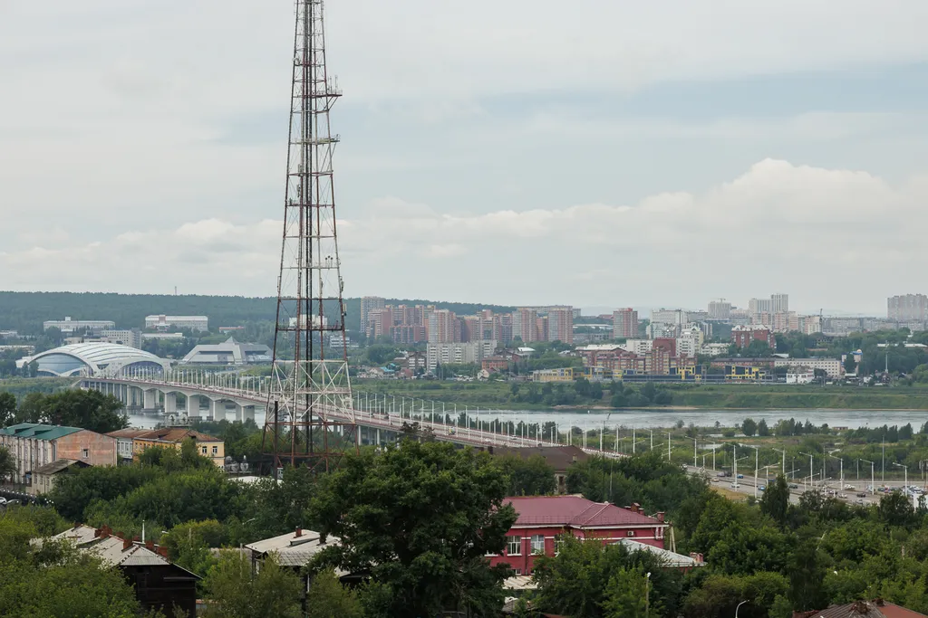 Квартира возле 130 квартала с панорамным балконом